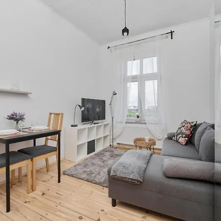 Jednosci Narodowej By Renters Apartment Breslau